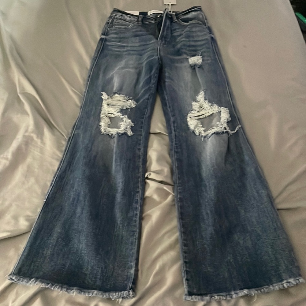 Risen flare distressed jeans